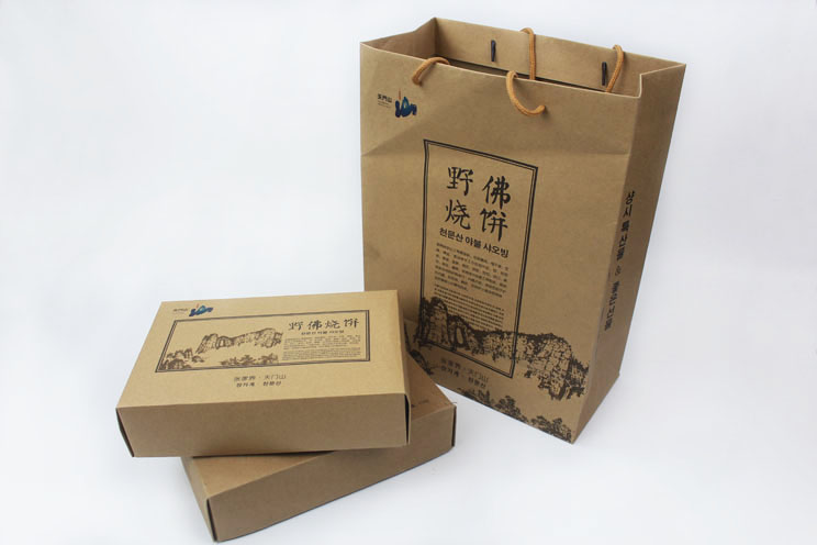 這樣原汁原味土特產(chǎn)禮品盒+手提袋套裝你也想要嗎？快來長沙印刷廠日大彩印定制！